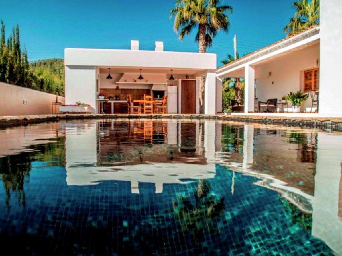 Ideally Located Villa With Pool A Short Drive From Ibiza Town And The BeachSan José エクステリア 写真
